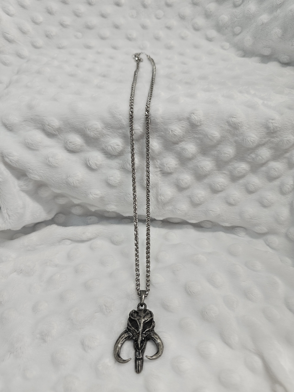 Silver Mandalorian Mythosaur Skull Pendant Necklace